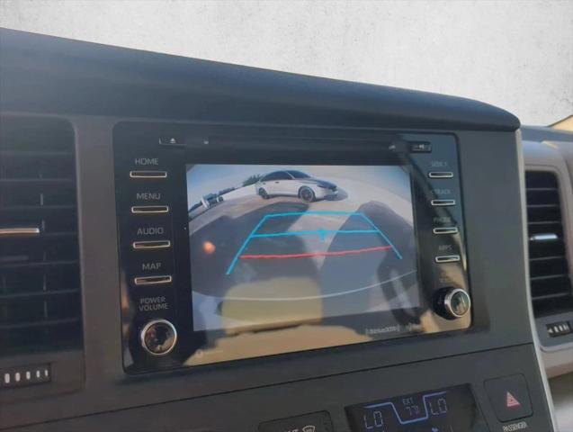 2020 Toyota Sienna LE