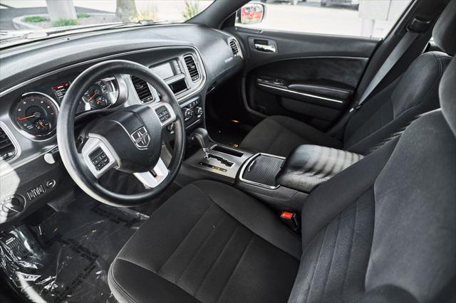 2013 Dodge Charger SE