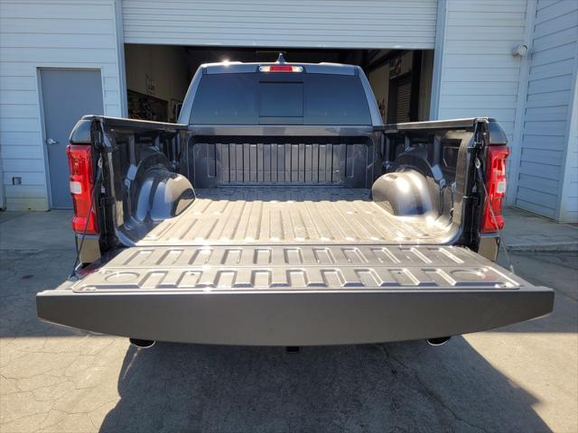 2026 Ram 1500 Big Horn Crew Cab 4x2 64 Box