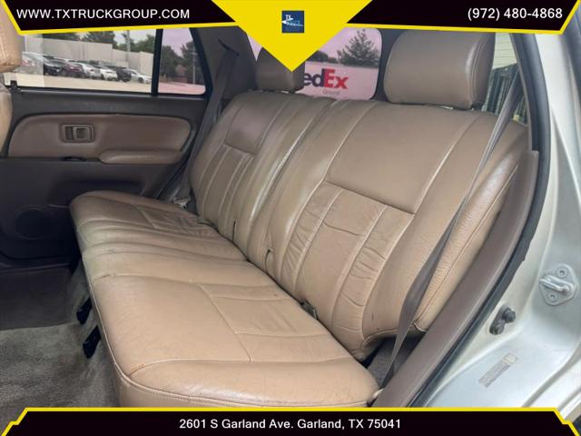 2000 Toyota 4Runner SR5