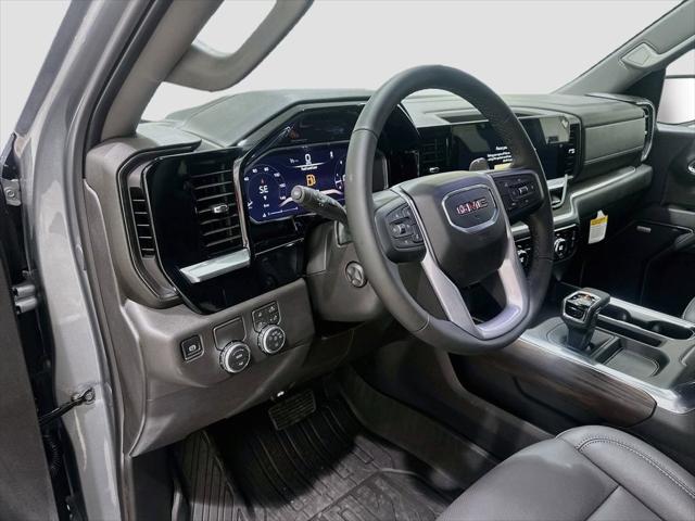 2026 GMC Sierra 1500 Crew Cab, Short Bed, SLT, RWD