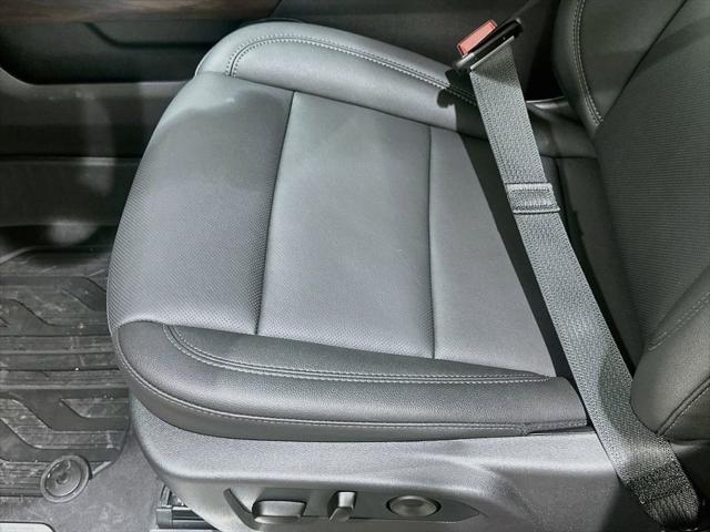 2026 GMC Sierra 1500 Crew Cab, Short Bed, SLT, RWD