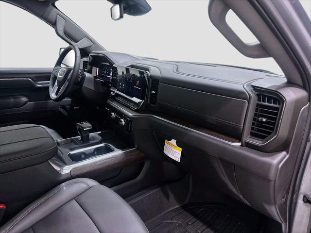 2026 GMC Sierra 1500 Crew Cab, Short Bed, SLT, RWD