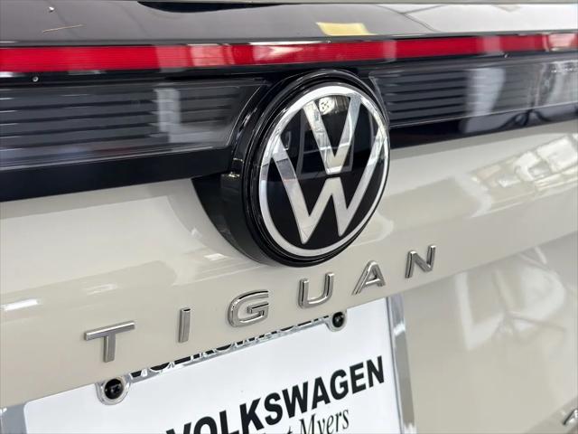 2026 Volkswagen Tiguan SEL R-Line Turbo