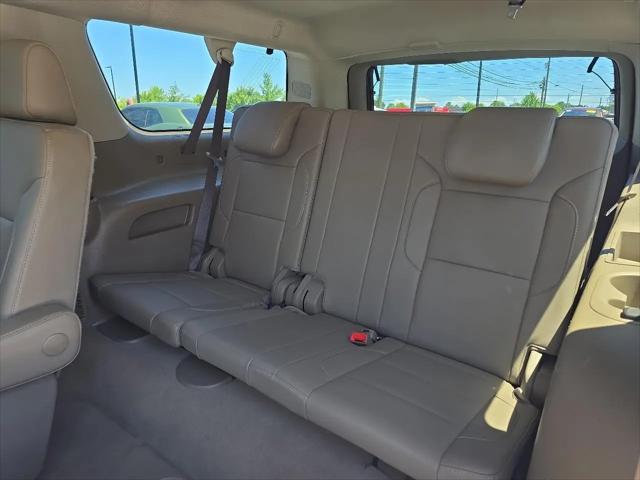 2020 Chevrolet Suburban 4WD LT
