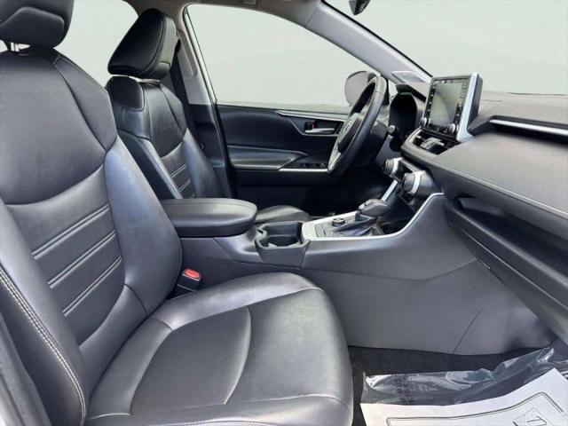 2021 Toyota RAV4 Hybrid XLE Premium