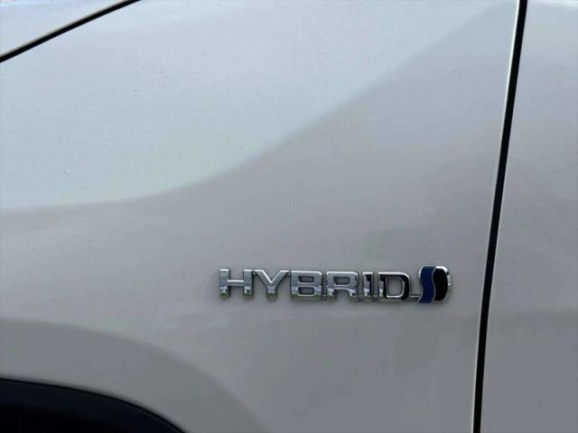 2021 Toyota RAV4 Hybrid XLE Premium