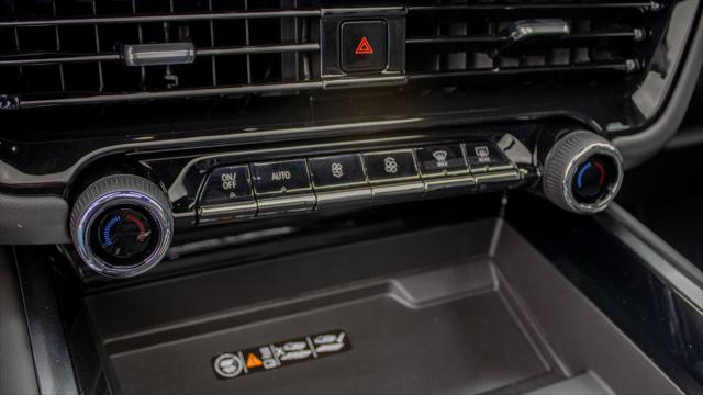 2026 Chevrolet Suburban Z71, 4WD