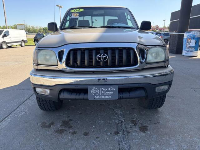 2004 Toyota Tacoma Base V6
