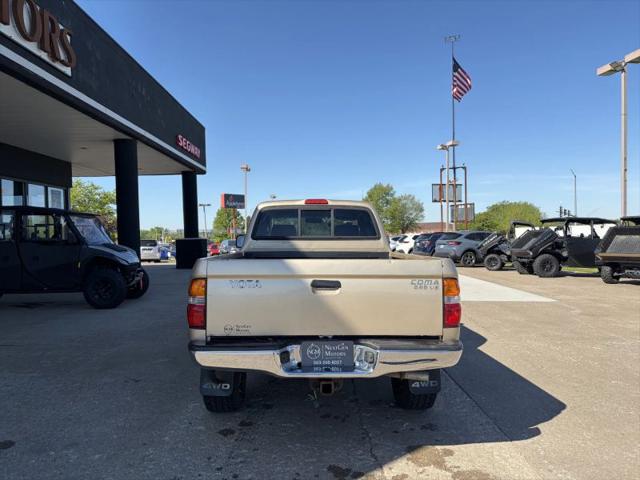 2004 Toyota Tacoma Base V6