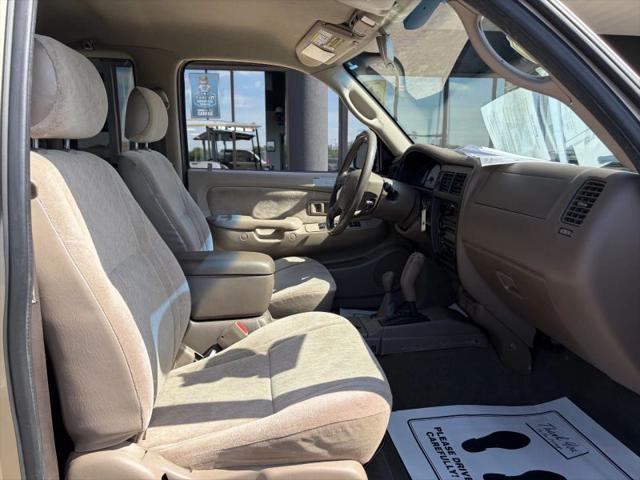 2004 Toyota Tacoma Base V6