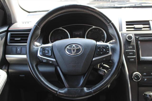 2015 Toyota Camry SE