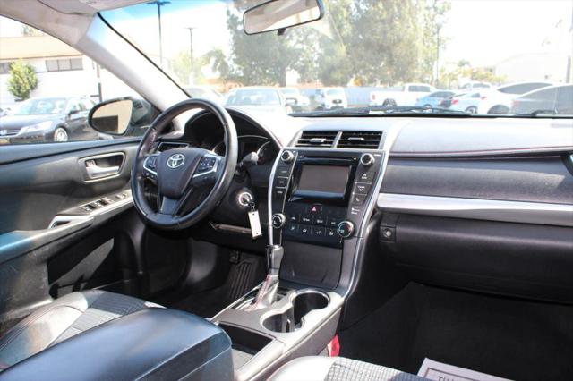 2015 Toyota Camry SE
