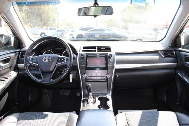 2015 Toyota Camry SE