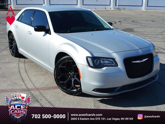 2019 Chrysler 300 Touring