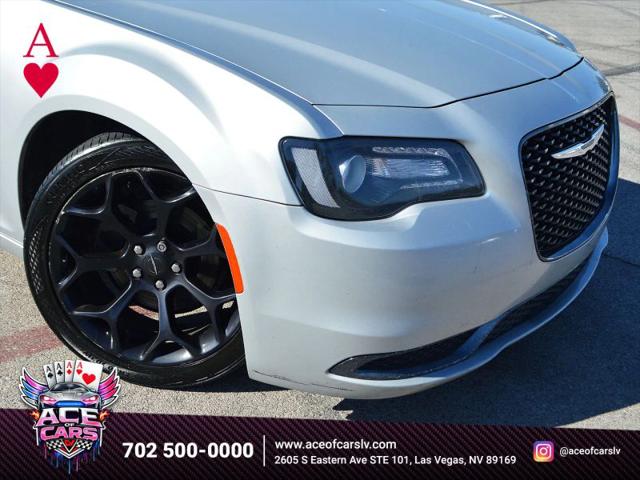 2019 Chrysler 300 Touring