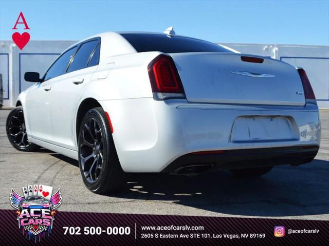 2019 Chrysler 300 Touring