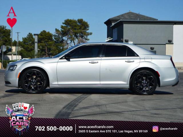 2019 Chrysler 300 Touring