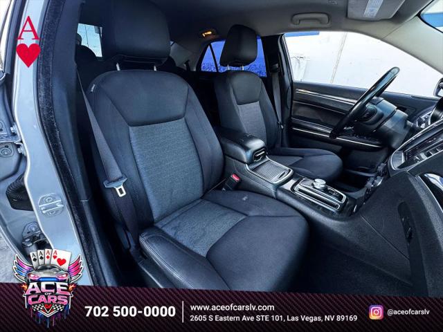 2019 Chrysler 300 Touring