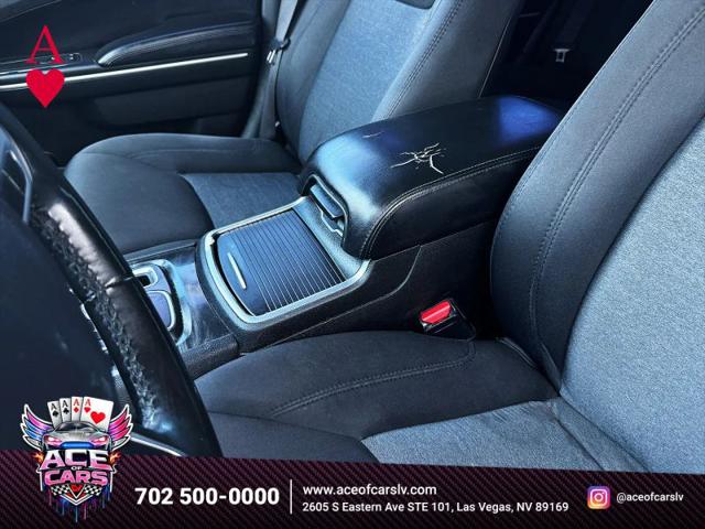 2019 Chrysler 300 Touring
