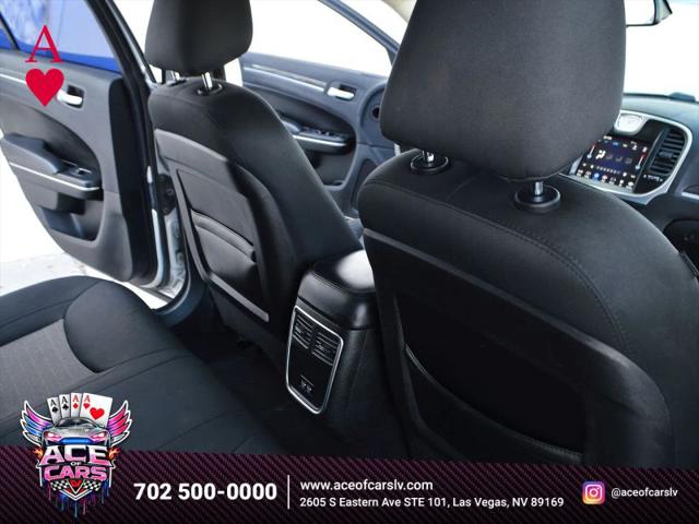 2019 Chrysler 300 Touring