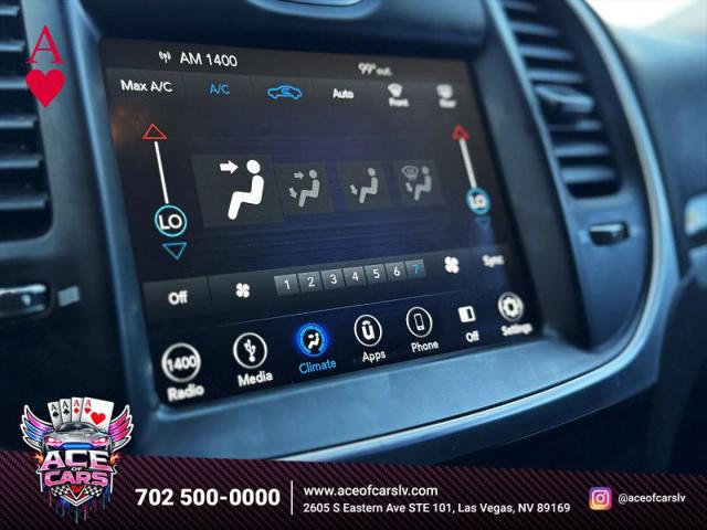 2019 Chrysler 300 Touring