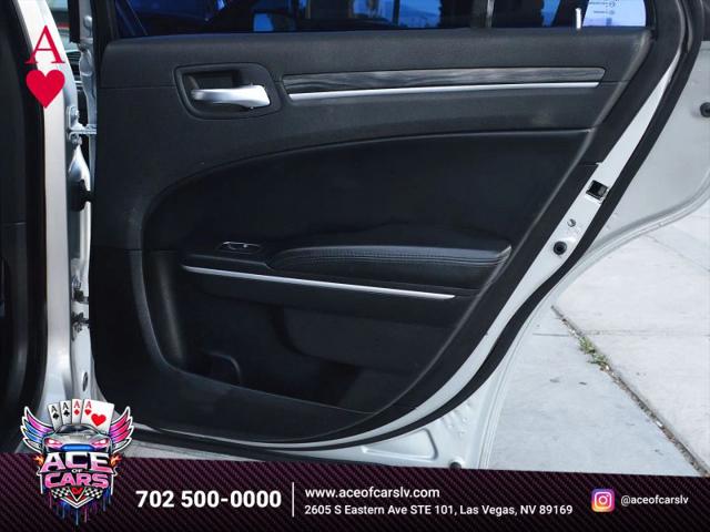 2019 Chrysler 300 Touring