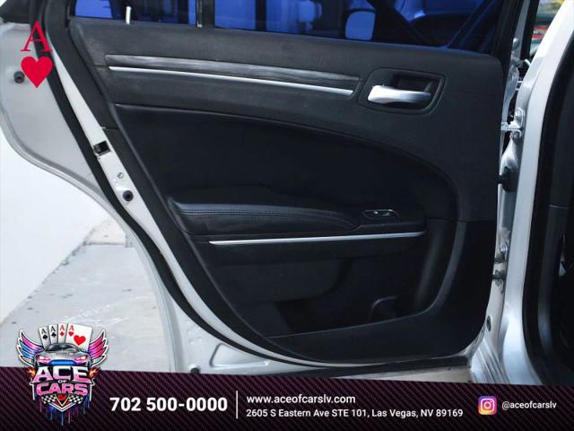 2019 Chrysler 300 Touring