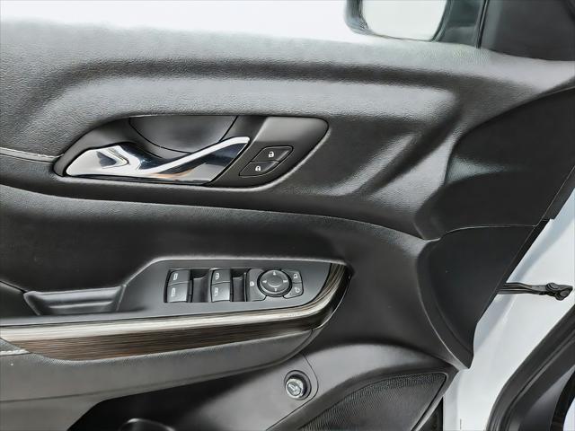 2023 GMC Acadia AWD SLT