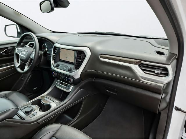 2023 GMC Acadia AWD SLT
