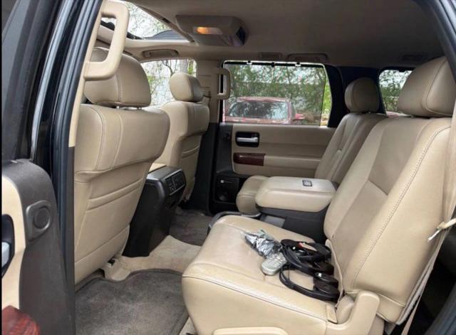 2011 Toyota Sequoia Platinum 5.7L V8