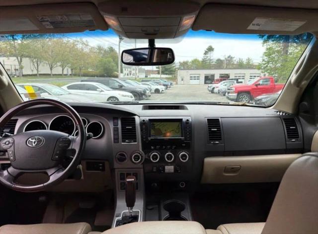 2011 Toyota Sequoia Platinum 5.7L V8