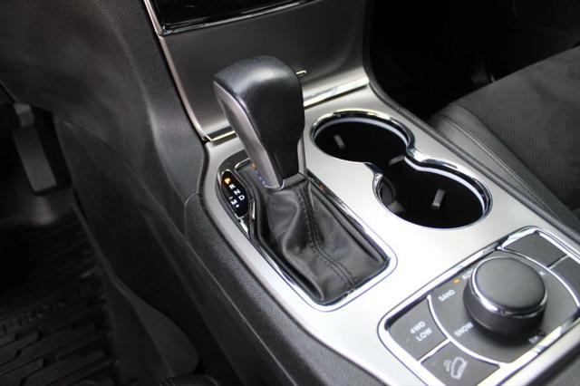 2022 Jeep Grand Cherokee Laredo X 4x4