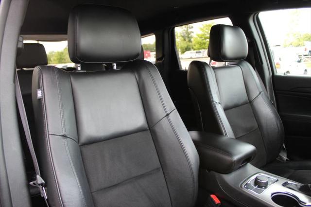 2022 Jeep Grand Cherokee Laredo X 4x4
