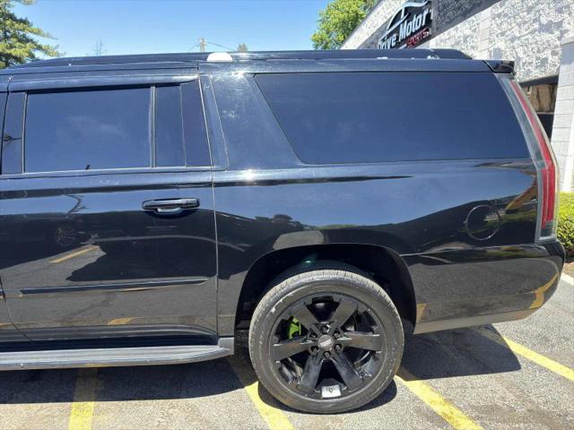 2019 Cadillac Escalade ESV Luxury