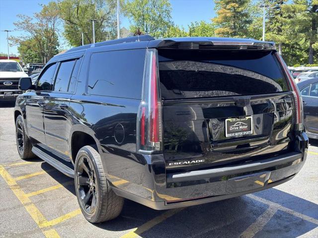 2019 Cadillac Escalade ESV Luxury