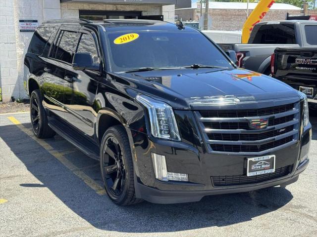 2019 Cadillac Escalade ESV Luxury