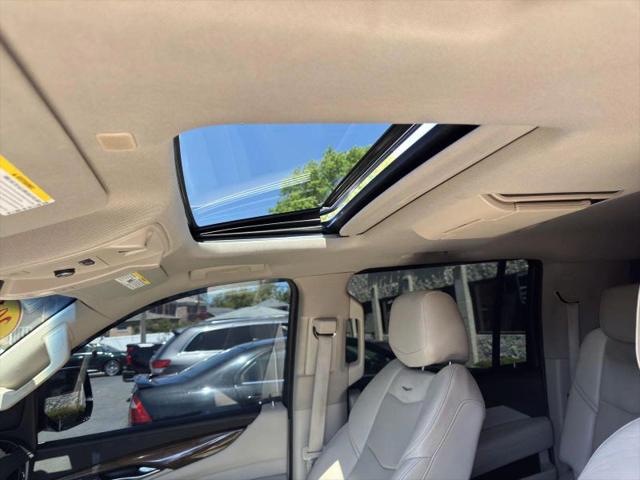 2019 Cadillac Escalade ESV Luxury