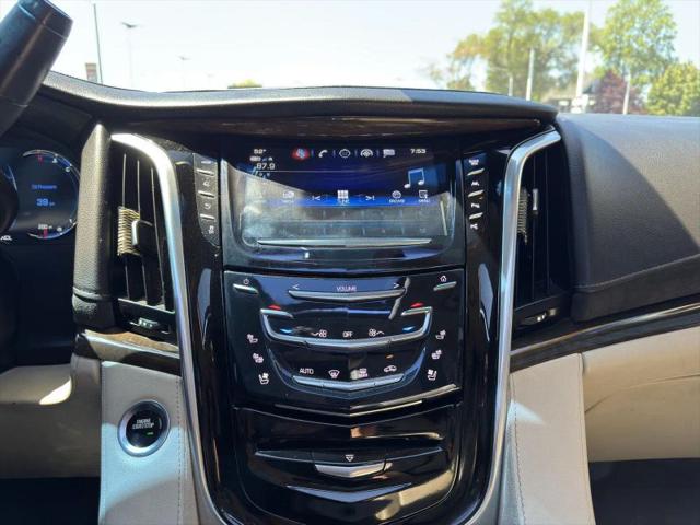 2019 Cadillac Escalade ESV Luxury