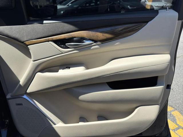 2019 Cadillac Escalade ESV Luxury