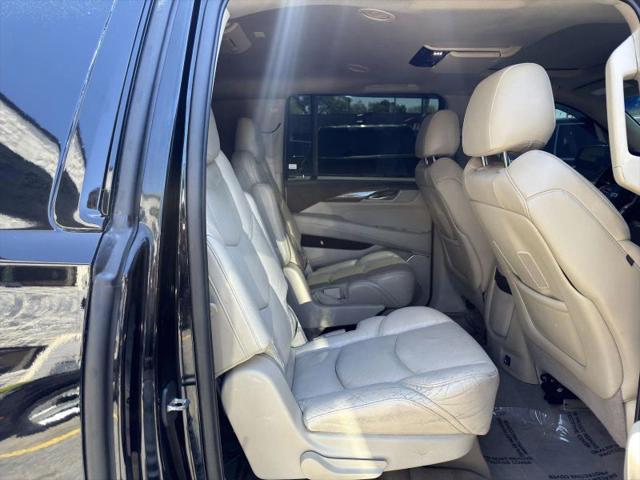2019 Cadillac Escalade ESV Luxury