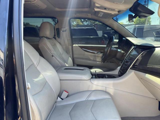 2019 Cadillac Escalade ESV Luxury