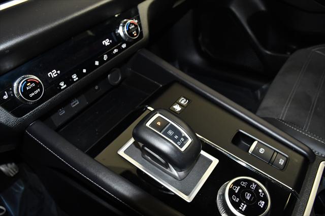 2025 Mitsubishi Outlander PHEV SE S-AWC