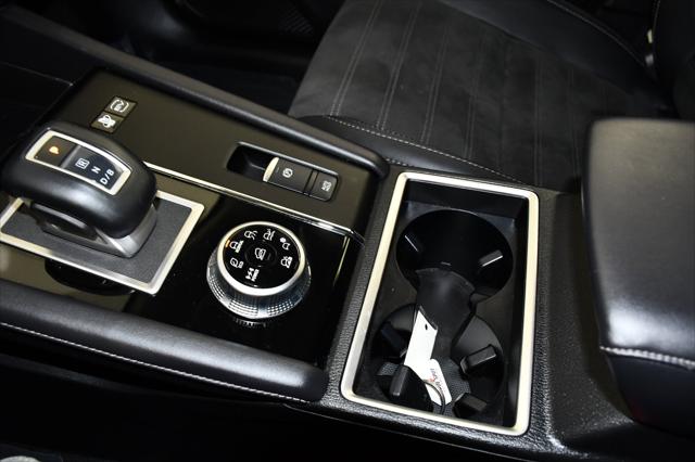 2025 Mitsubishi Outlander PHEV SE S-AWC