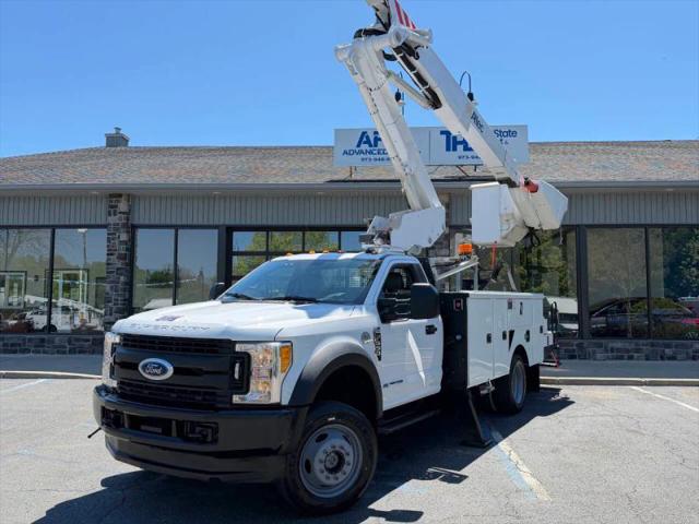 2017 Ford F-550 XL
