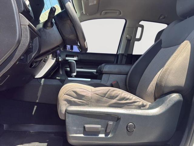 2016 Toyota Tundra SR5 5.7L V8