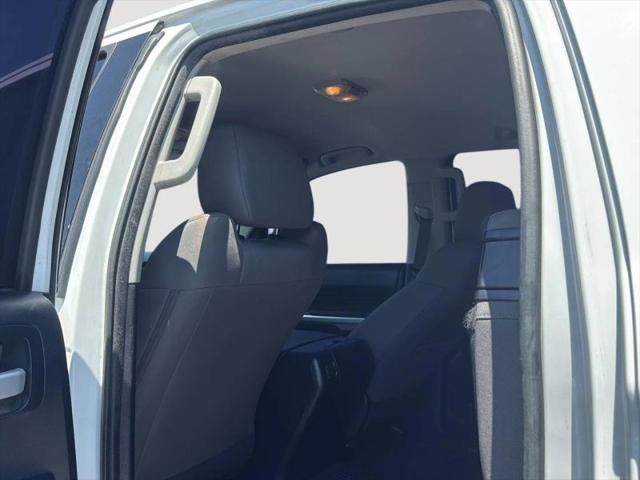 2016 Toyota Tundra SR5 5.7L V8