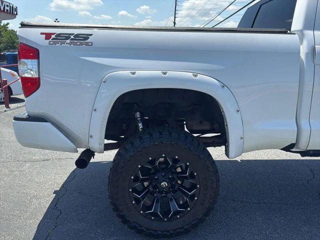 2016 Toyota Tundra SR5 5.7L V8