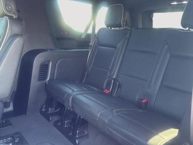 2023 GMC Yukon XL 2WD SLT