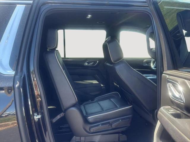2023 GMC Yukon XL 2WD SLT